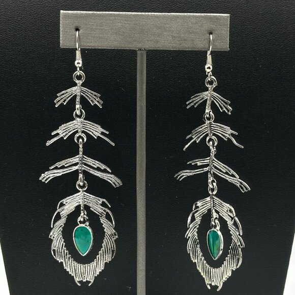 3/$30 Peacock Feather Earrings Silver  Green Drop Dangle Long Pierced Bohemian - Picture 2 of 9